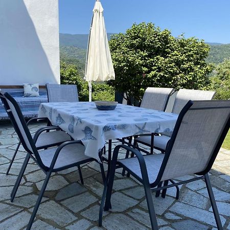 Camellia Guesthouse Anílio Pilíu Kültér fotó