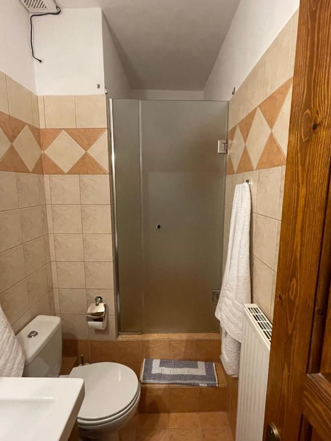 Camellia Guesthouse Anílio Pilíu Kültér fotó