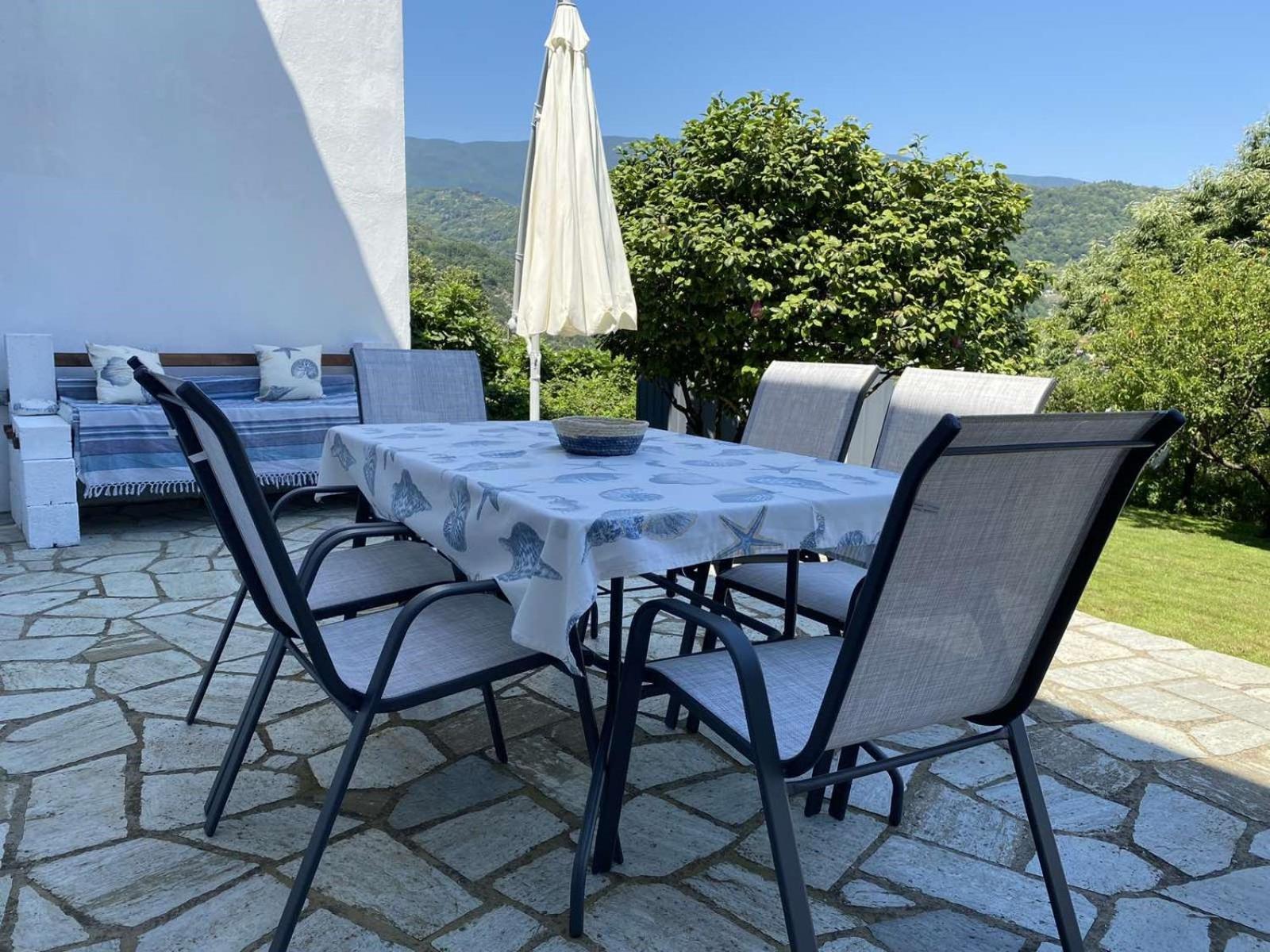 Camellia Guesthouse Anílio Pilíu Kültér fotó